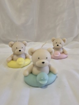 The Floatie Bear Candle