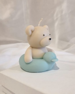 The Floatie Bear Candle