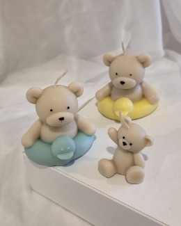 The Floatie Bear Candle