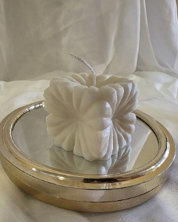 Vela de soja escultural geometrica nudo twisted art personalizable en Uruguay